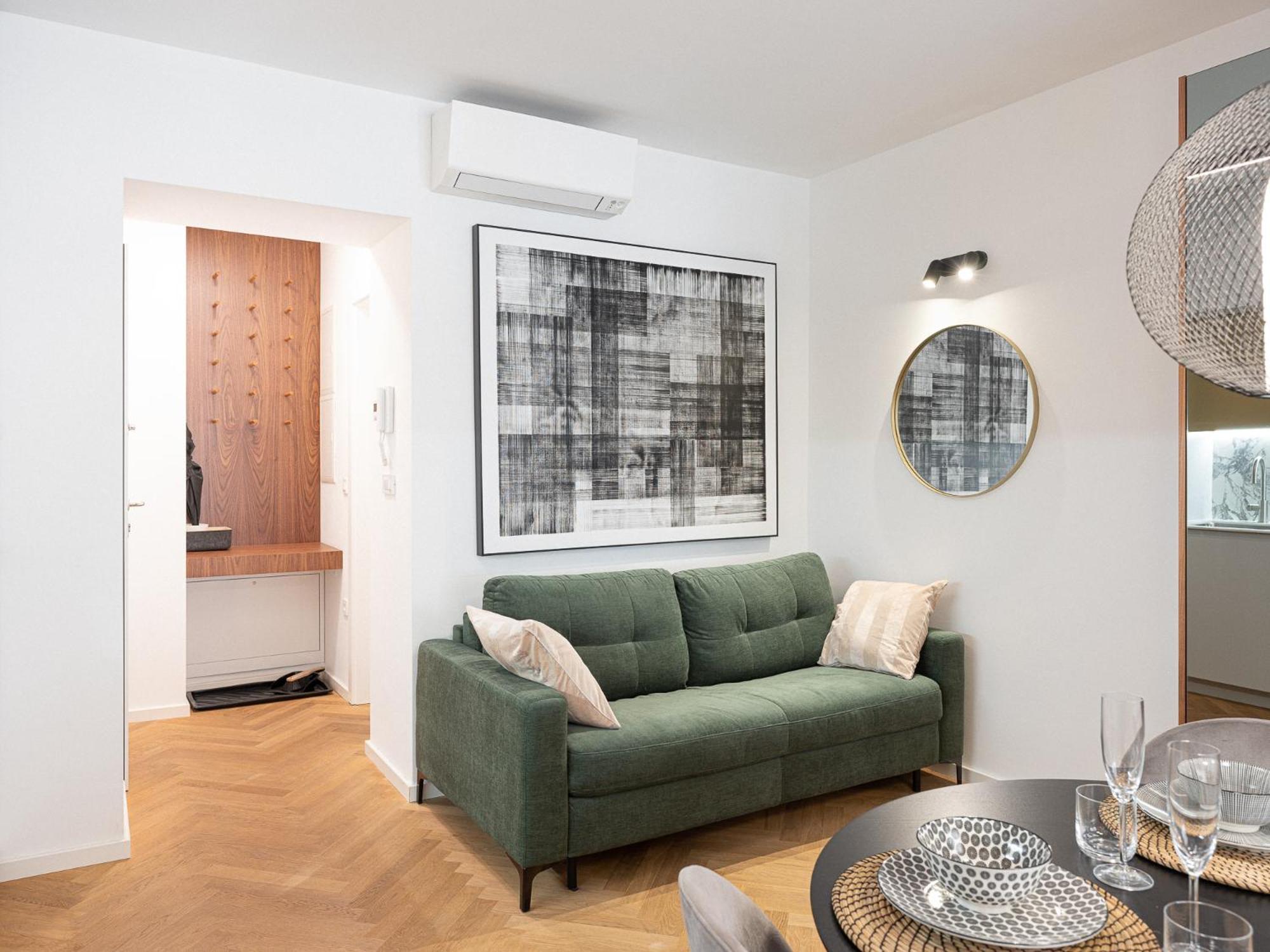 Ju3 Apartments Ljubljana Exterior photo