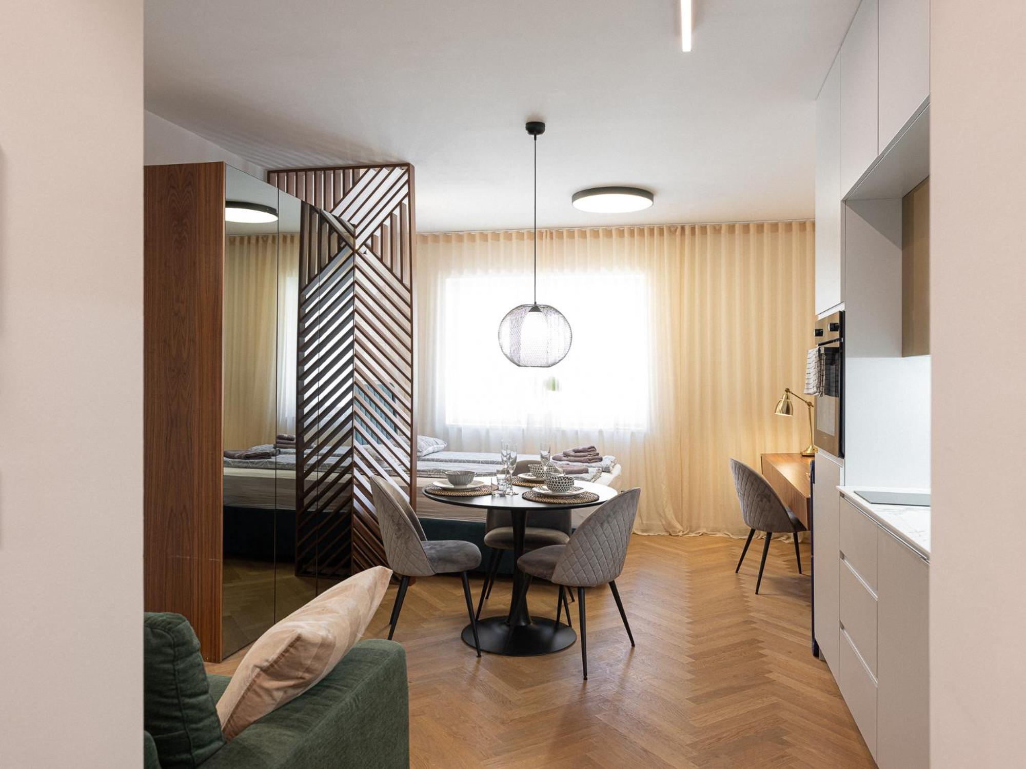 Ju3 Apartments Ljubljana Exterior photo